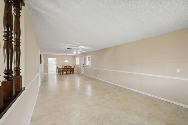 602 Hummingbird Lane 602, Delray Beach, FL 33445