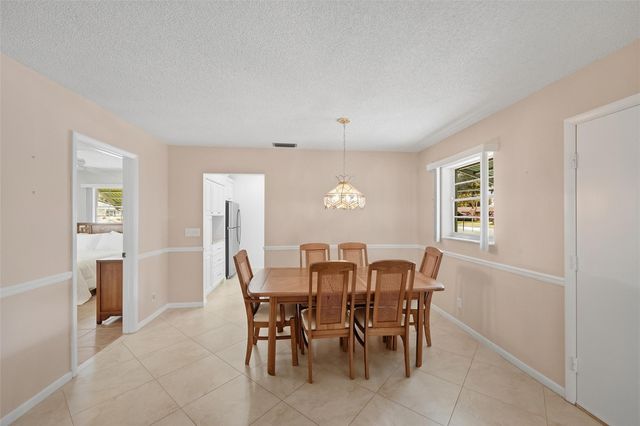 602 Hummingbird Lane 602, Delray Beach, FL 33445