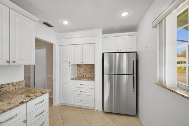 602 Hummingbird Lane 602, Delray Beach, FL 33445