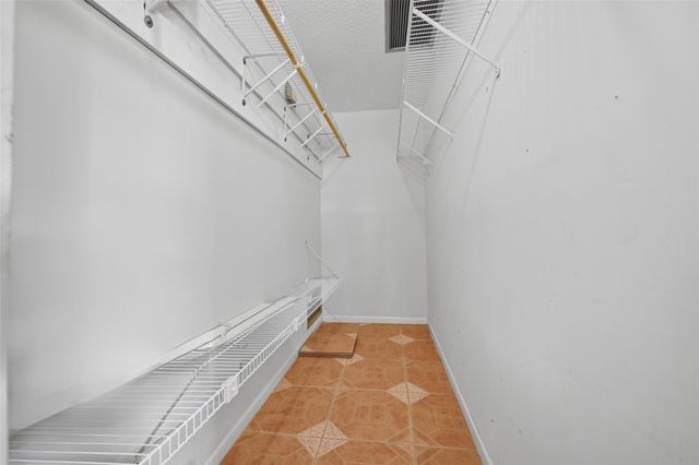 602 Hummingbird Lane 602, Delray Beach, FL 33445