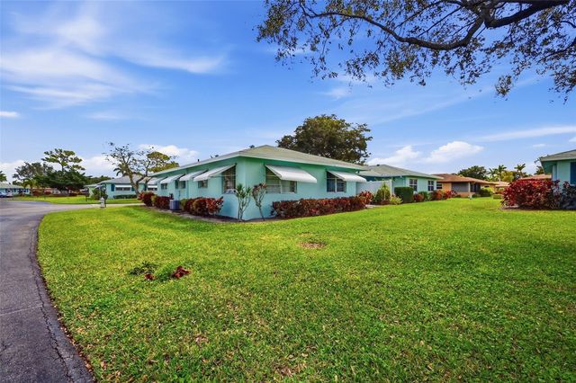 602 Hummingbird Lane 602, Delray Beach, FL 33445