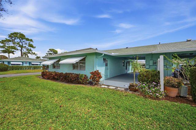 602 Hummingbird Lane 602, Delray Beach, FL 33445