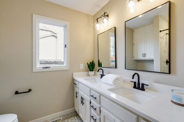 2143 N Byron, Wichita, KS 67212