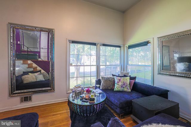 1024 KENILWORTH DR, Towson, MD 21204