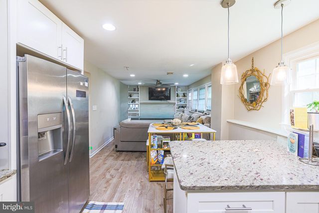 1024 KENILWORTH DR, Towson, MD 21204