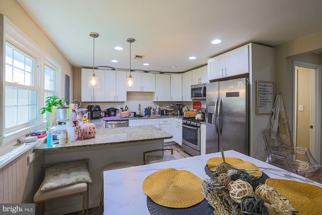1024 KENILWORTH DR, Towson, MD 21204