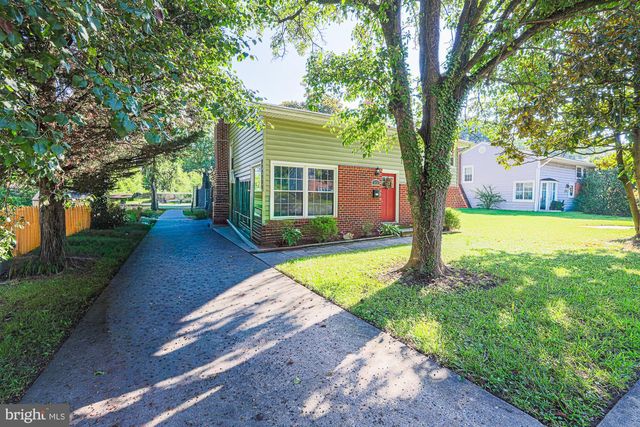 1024 KENILWORTH DR, Towson, MD 21204