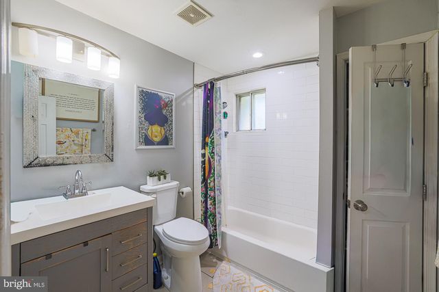 1024 KENILWORTH DR, Towson, MD 21204