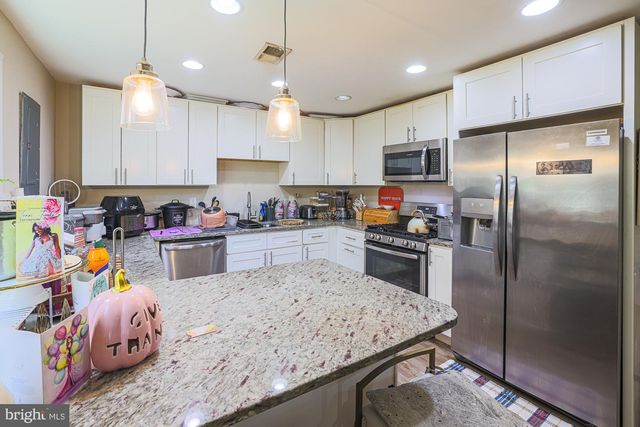 1024 KENILWORTH DR, Towson, MD 21204