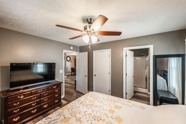 332 Forrest Dr, Greenbrier, TN 37073