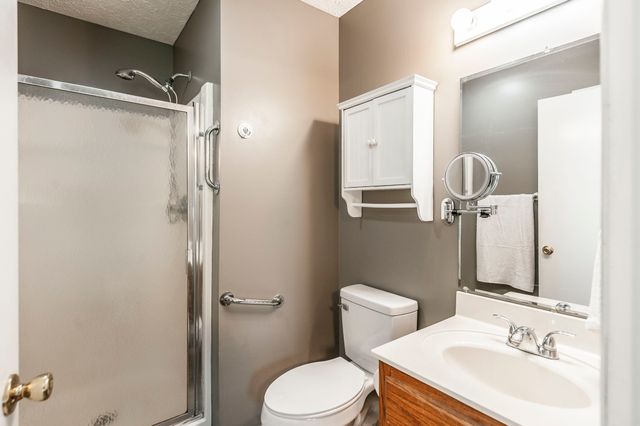 332 Forrest Dr, Greenbrier, TN 37073
