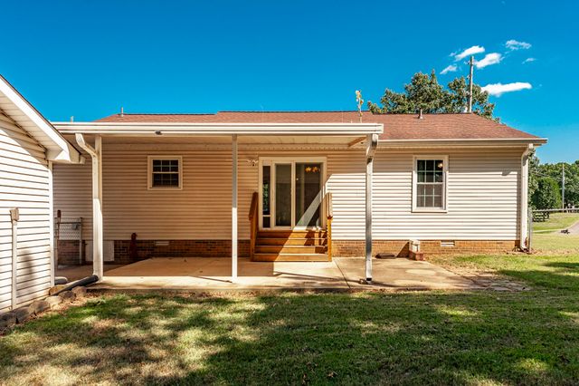 332 Forrest Dr, Greenbrier, TN 37073