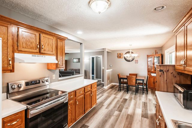 332 Forrest Dr, Greenbrier, TN 37073