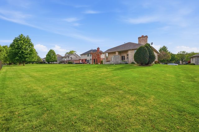 408 Siesta Drive, New Lenox, IL 60451