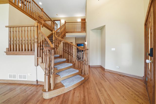 408 Siesta Drive, New Lenox, IL 60451