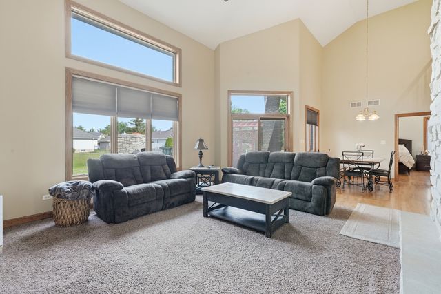 408 Siesta Drive, New Lenox, IL 60451