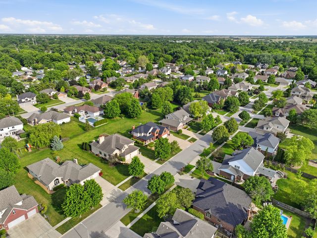 408 Siesta Drive, New Lenox, IL 60451