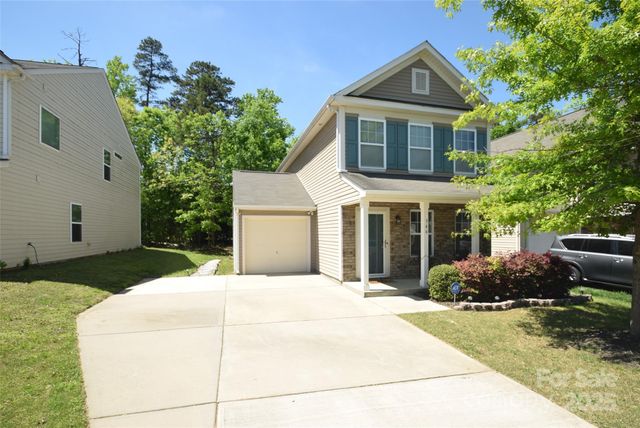 346 Cornielle Lane, Charlotte, NC 28216