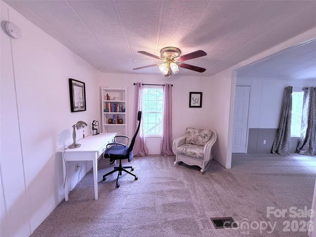 33 Honeysuckle Lane, Taylorsville, NC 28682