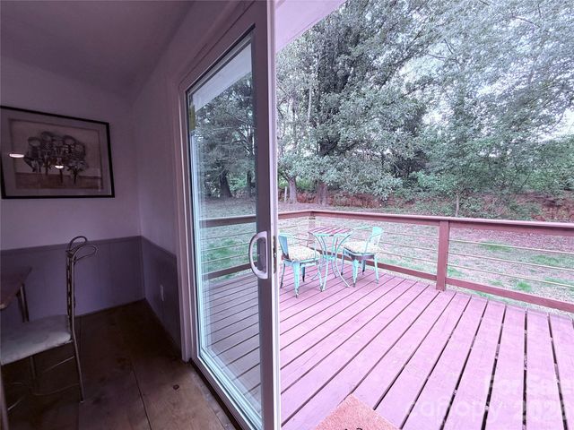 33 Honeysuckle Lane, Taylorsville, NC 28682