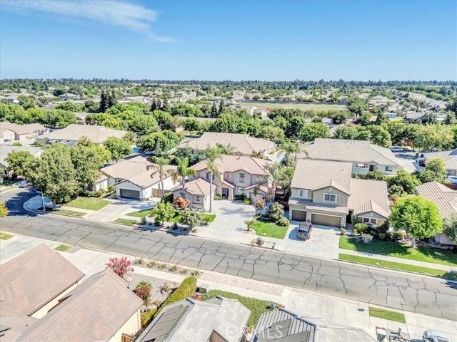 3615 W Sunnyview Avenue, Visalia, CA 93291