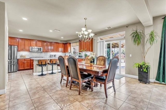 3615 W Sunnyview Avenue, Visalia, CA 93291