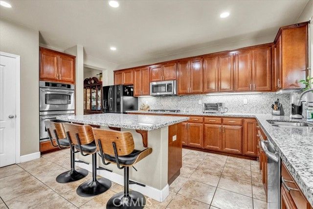 3615 W Sunnyview Avenue, Visalia, CA 93291