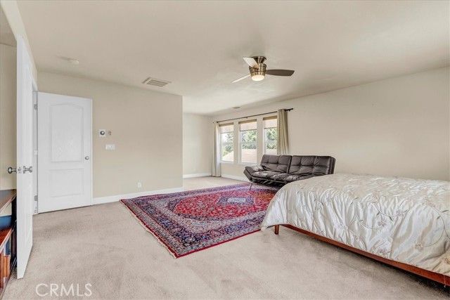 3615 W Sunnyview Avenue, Visalia, CA 93291