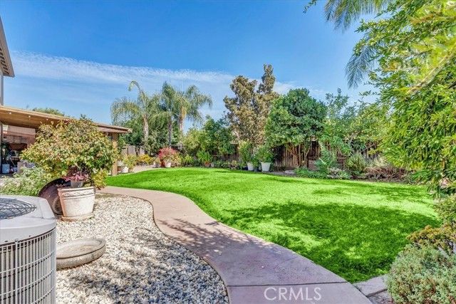 3615 W Sunnyview Avenue, Visalia, CA 93291