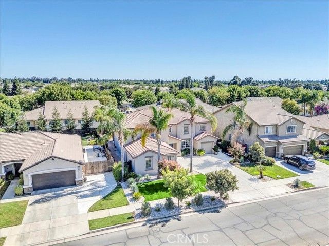 3615 W Sunnyview Avenue, Visalia, CA 93291