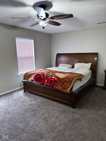 2302 Summerwood Lane, Greenwood, IN 46143