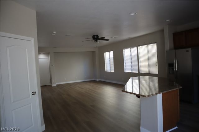 9052 Picket Fence Avenue, Las Vegas, NV 89143