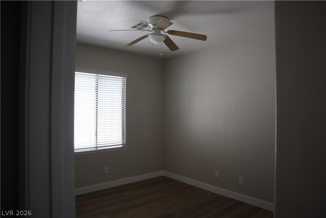 9052 Picket Fence Avenue, Las Vegas, NV 89143
