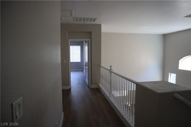 9052 Picket Fence Avenue, Las Vegas, NV 89143