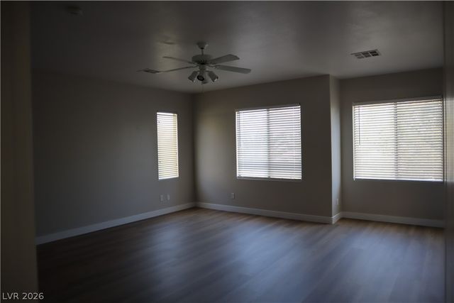 9052 Picket Fence Avenue, Las Vegas, NV 89143