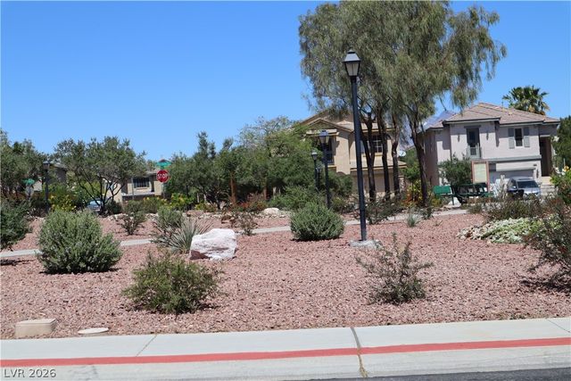 9052 Picket Fence Avenue, Las Vegas, NV 89143
