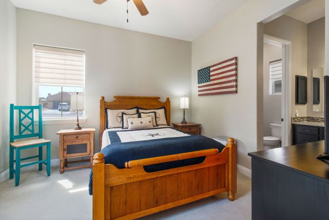 4719 Las Plazuelas, Santa Fe, NM 87507