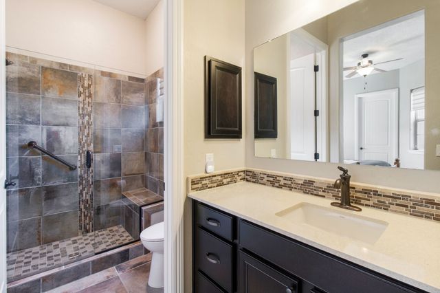 4719 Las Plazuelas, Santa Fe, NM 87507