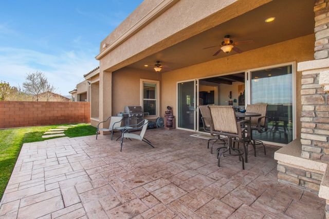 4719 Las Plazuelas, Santa Fe, NM 87507