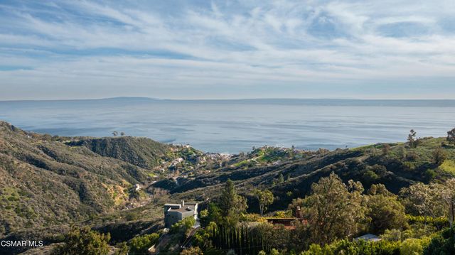 21801 Castlewood Drive, Malibu, CA 90265