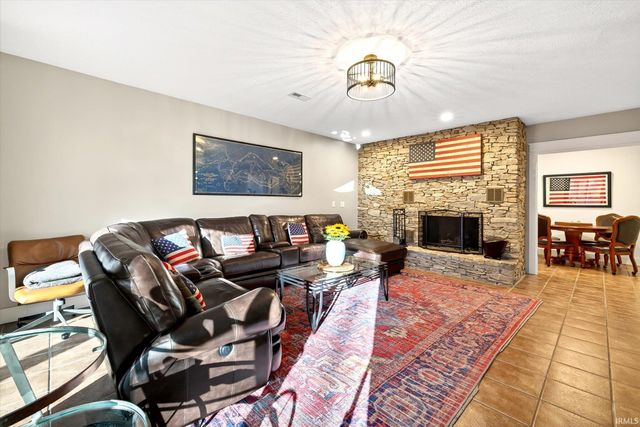 9428 S Harbour Pointe Drive, Bloomington, IN 47401