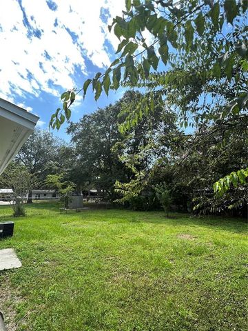 1911 SE 14TH AVENUE, Gainesville, FL 32641