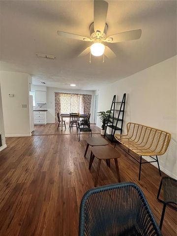 1911 SE 14TH AVENUE, Gainesville, FL 32641