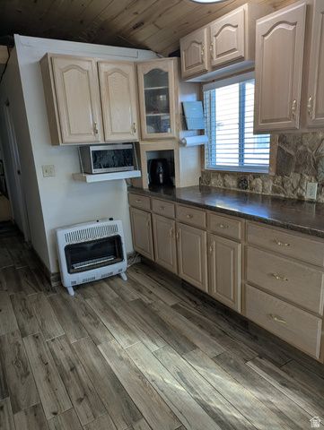 7587 S 39700 W, Fruitland, UT 84027