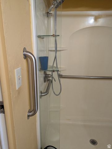 7587 S 39700 W, Fruitland, UT 84027