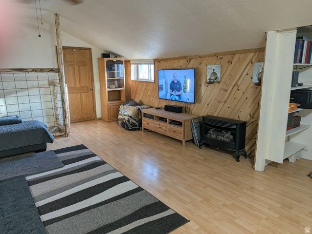 7587 S 39700 W, Fruitland, UT 84027