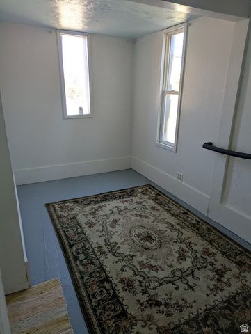 7587 S 39700 W, Fruitland, UT 84027