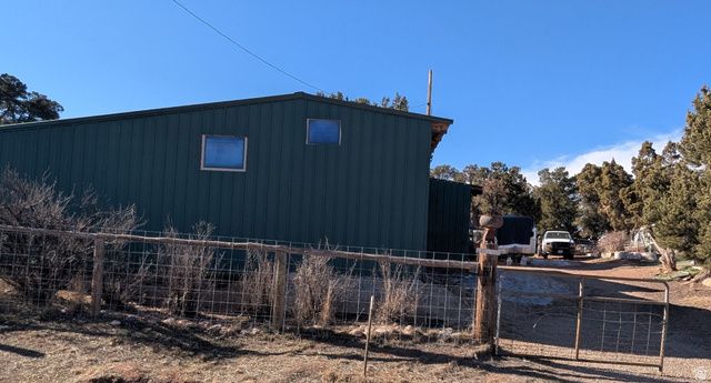 7587 S 39700 W, Fruitland, UT 84027