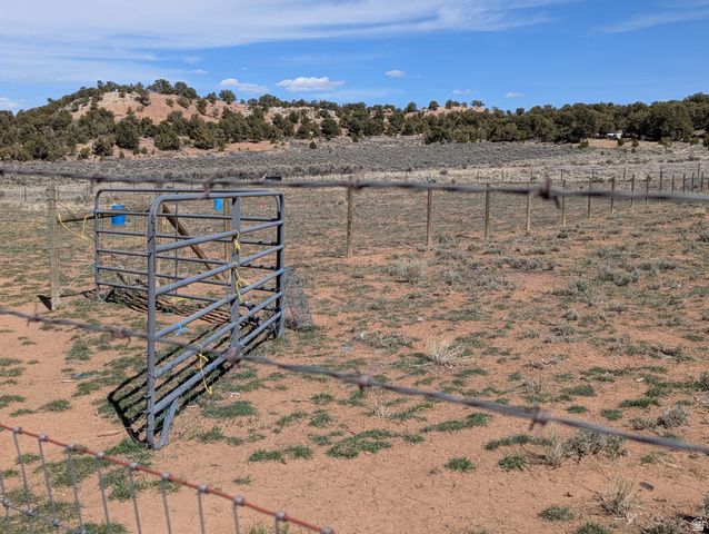 7587 S 39700 W, Fruitland, UT 84027