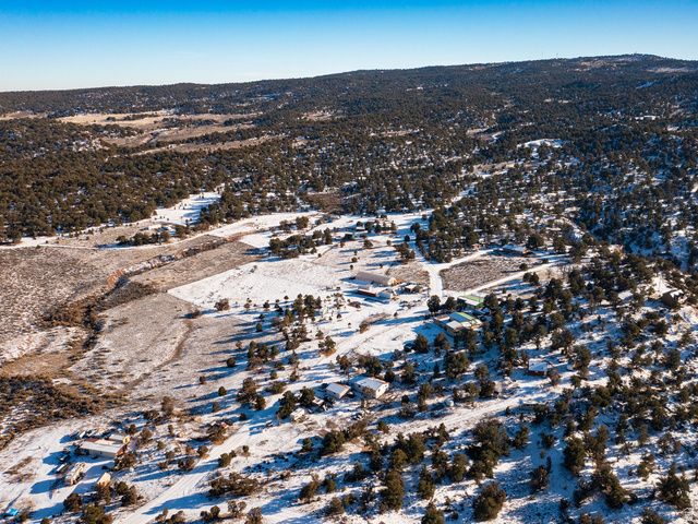 7587 S 39700 W, Fruitland, UT 84027